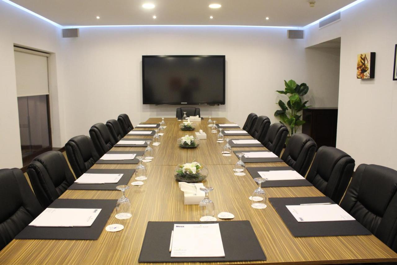 Golden Tulip Bahrain Hotel Manama