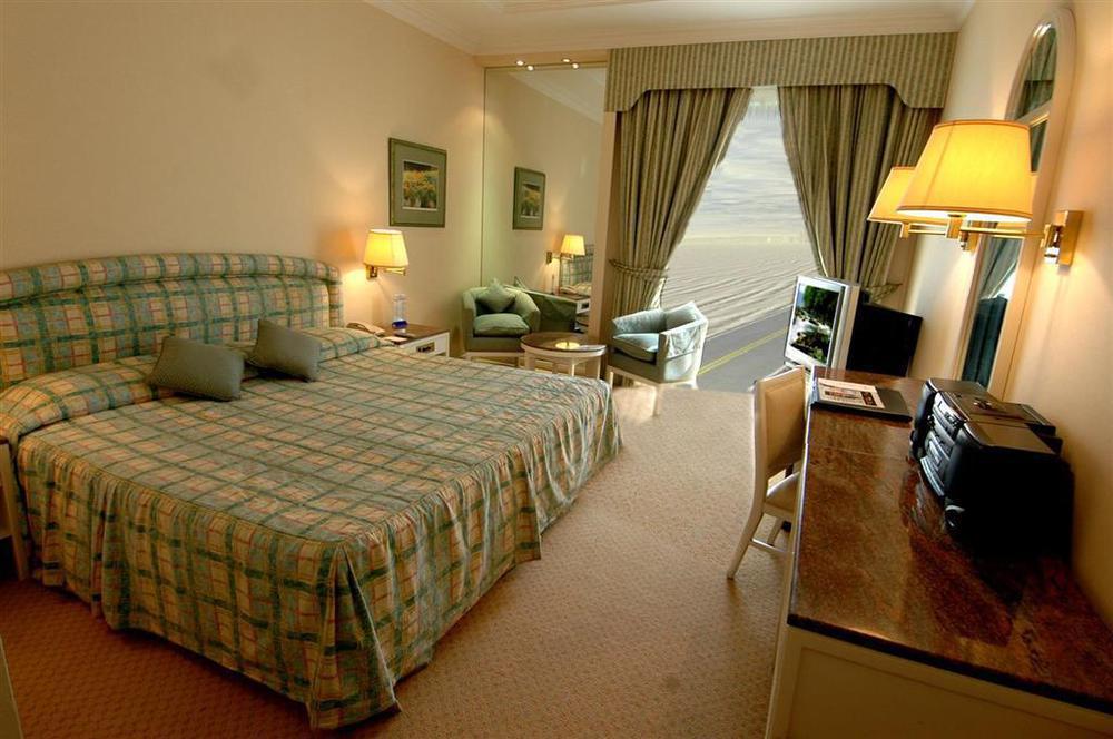 Golden Tulip Bahrain Hotel 5*